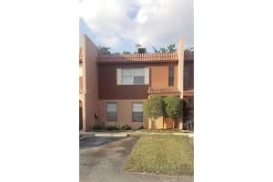 12 Laredo Pl, Davie, FL 33324, Sold 03/19/21
