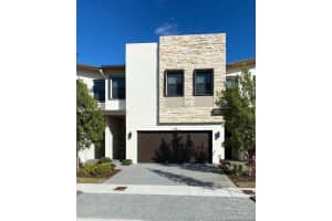 8135 NW 105th Ave, Doral, FL 33178, Sold 03/26/21