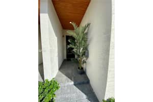 8135 NW 105th Ave, Doral, FL 33178, Sold 03/26/21