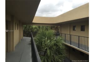 8625 NW 8th St, Miami, FL 33126, Sold 03/24/21