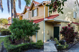 18332 NW 68th Ave, Hialeah, FL 33015, Sold 03/17/21