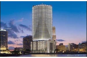 200 Biscayne Blvd Way, Miami, FL 33131, Sold 02/25/22
