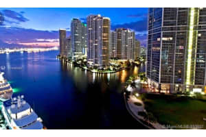 200 Biscayne Blvd Way, Miami, FL 33131, Sold 02/25/22