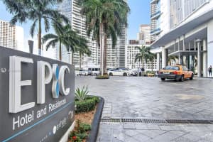200 Biscayne Blvd Way, Miami, FL 33131, Sold 02/25/22