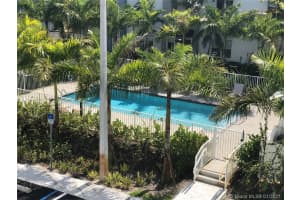 460 NE 35th Ct, Oakland Park, FL 33334, Sold 09/17/21