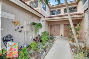 9719 NW 23rd Ct, Pembroke Pines, FL 33024, Sold 03/26/21