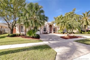 125 NW 108th Way, Plantation, FL 33324, Sold 04/26/21