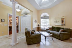 125 NW 108th Way, Plantation, FL 33324, Sold 04/26/21