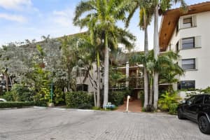 101 Ocean Ln Dr, Key Biscayne, FL 33149, Sold 05/20/21