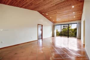 101 Ocean Ln Dr, Key Biscayne, FL 33149, Sold 05/20/21
