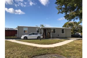 21781 NW 2nd Ct, Pembroke Pines, FL 33029, Sold 07/09/21