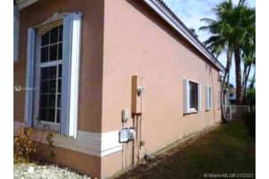 5443 NW 111th Ct, Doral, FL 33178, Sold 06/18/21