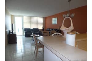 3725 S Ocean Dr, Hollywood, FL 33019, Sold 10/21/21