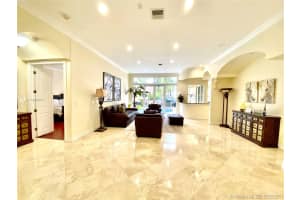 MLS# A10988807, Hollywood, Florida 33019