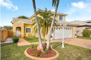 15847 SW 85th Ln, Miami, FL 33193, Sold 04/15/21