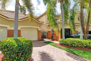 4068 Timber Cove Ln, Weston, FL 33332, Sold 03/30/21