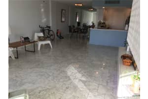800 NE 195th St, Miami, FL 33179, Sold 04/29/21