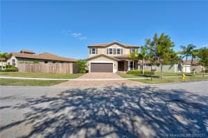 2167 SE 2nd St, Homestead, FL 33033, Sold 03/02/21