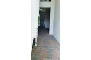 11605 NW 89th St, Doral, FL 33178, Sold 05/10/21