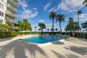 1408 Brickell Bay Dr # 907, Miami, FL 33131, Sold 04/01/21