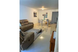 4864 NW 97th Pl, Doral, FL 33178, Sold 10/22/21