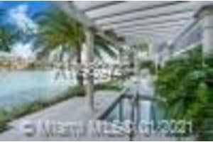 9821 E Bay Harbor Dr, Bay Harbor Islands, FL 33154, Sold 02/23/21