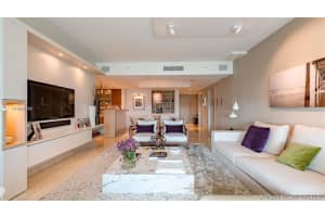 2627 S Bayshore Dr, Coconut Grove, FL 33133, Sold 03/25/21