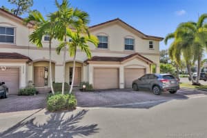 2561 Riverside Dr, Coral Springs, FL 33065, Sold 03/23/21