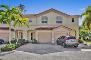 2561 Riverside Dr, Coral Springs, FL 33065, Sold 03/23/21