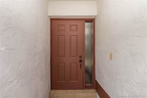 961 SW 109th Ave, Pembroke Pines, FL 33025, Sold 03/31/21