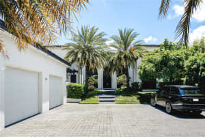 224 S Hibiscus Dr, Miami Beach, FL 33139, Sold 09/08/21