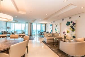 2711 S Ocean Dr, Hollywood, FL 33019, Sold 07/16/21