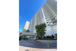 5701 Collins Ave, Miami Beach, FL 33140, Sold 05/28/21