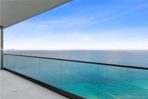 18975 Collins Ave, Sunny Isles Beach, FL 33160, Sold 05/31/22