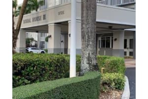 9725 NW 52nd St, Doral, FL 33178, Sold 04/05/21