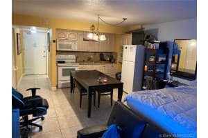 401 Ocean Dr, Miami Beach, FL 33139, Sold 05/21/21