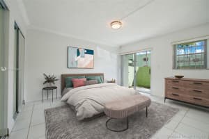 11061 NW 7th St, Miami, FL 33172, Sold 02/22/21