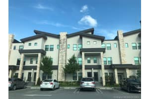 10479 NW 82nd St, Doral, FL 33178, Sold 03/24/21