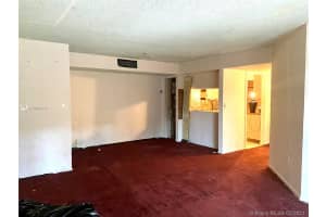 915 NE 199th St, Miami, FL 33179, Sold 04/09/21