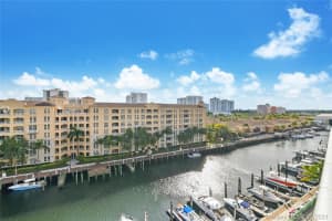 2950 NE 188th St, Miami, FL 33180, Sold 04/12/21