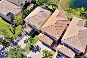 5441 NW 92nd Ave, Sunrise, FL 33351, Sold 03/11/21