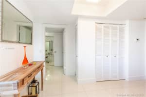 3610 Yacht Club Dr, Miami, FL 33180, Sold 06/03/21