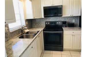 1355 N 12th Ct #5b, Hollywood, FL 33019, Sold 05/28/21