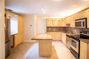 16861 NW 79th Pl, Miami Lakes, FL 33016, Sold 06/07/21