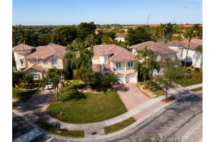 6904 NW 113th Pl, Doral, FL 33178, Sold 06/25/21