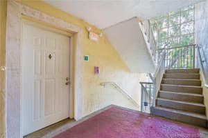 8650 SW 212th St, Cutler Bay, FL 33189, Sold 05/03/21