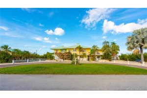 159 Bahama Dr S, Marathon, FL 33050, Sold 06/14/21