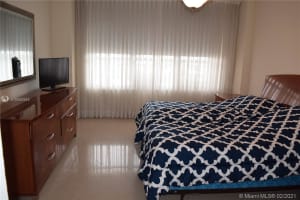 4101 Pine Tree Dr, Miami Beach, FL 33140, Sold 03/15/21
