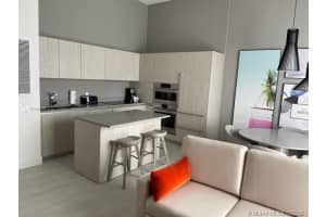 4010 S Ocean Dr, Hollywood, FL 33019, Sold 08/17/21