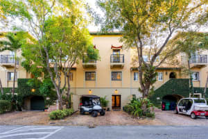 6213 Paradise Point Dr, Palmetto Bay, FL 33157, Sold 04/06/21